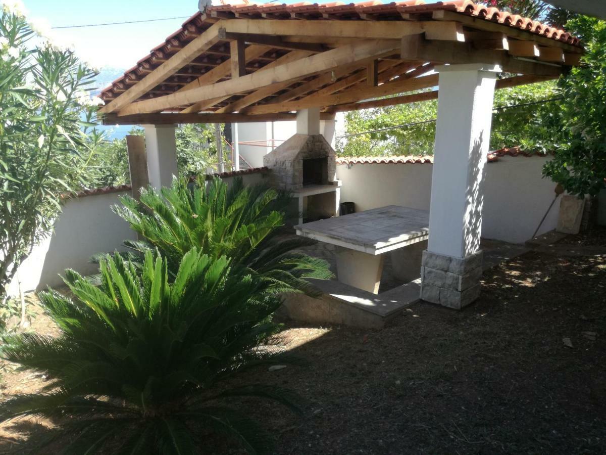 Vacation Villa Brac Splitska Ngoại thất bức ảnh